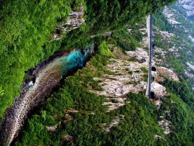 Nejkouzelnější prázdniny - Tady bydlí říční panna