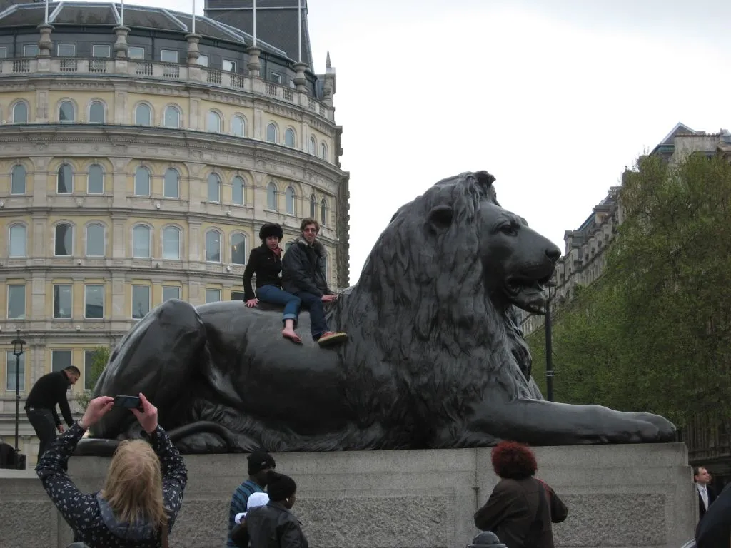 Lev v umění - Trafalgar square, Londýn