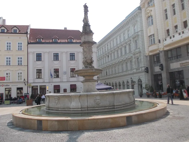 Město a vesnice